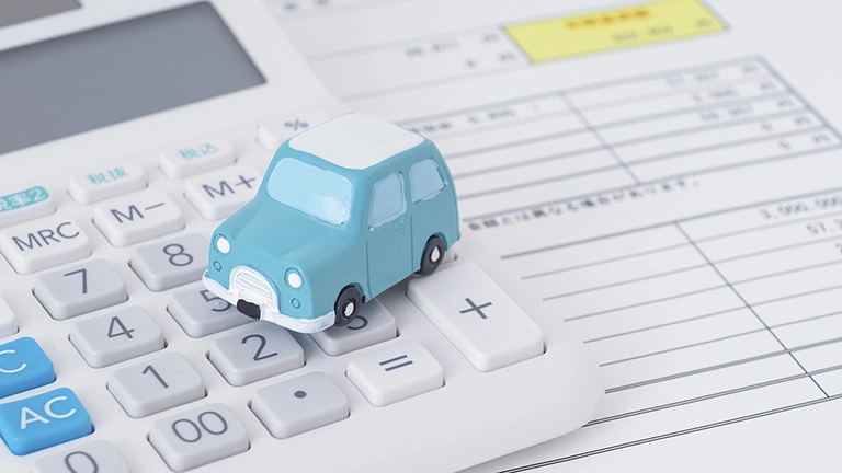 若者でも高級車に乗れる仕組みとは？