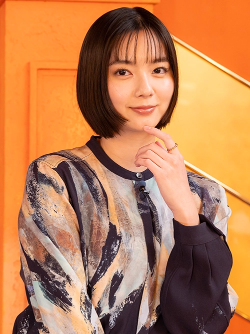 新川優愛