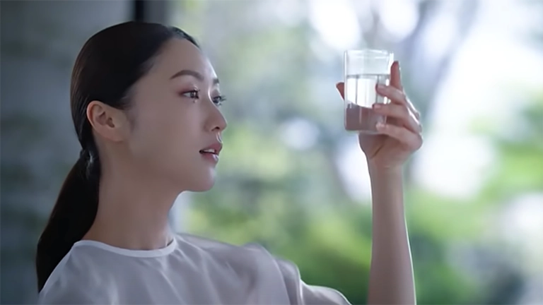 中山由香(WACOMS「未来の浄水器」篇)