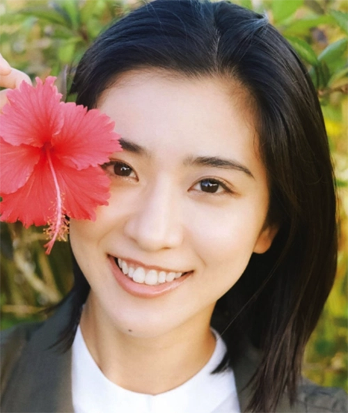 黒島結菜