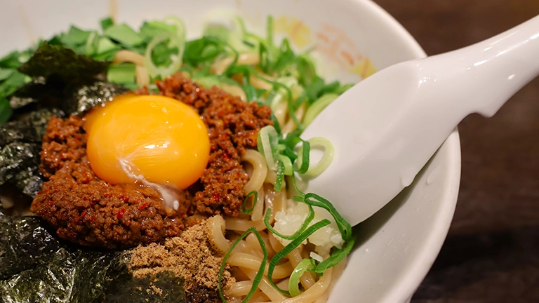 ラーメン業界の危機と増えるまぜそば専門店