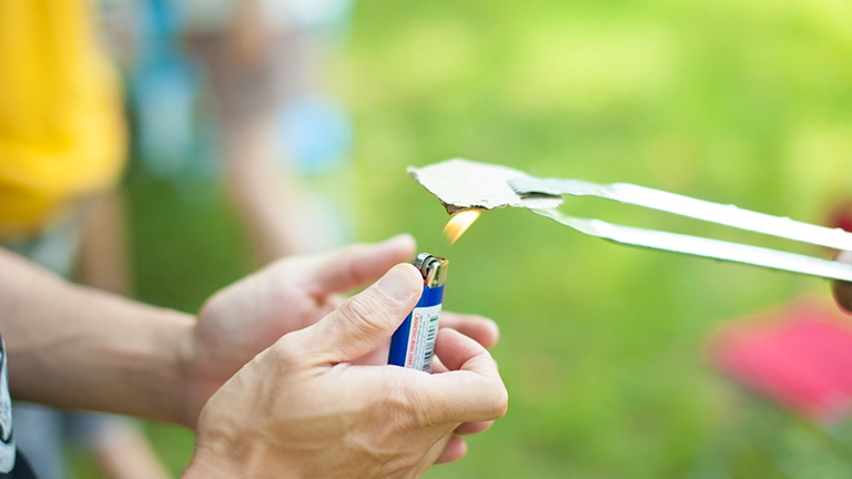火を生むカチッの正体