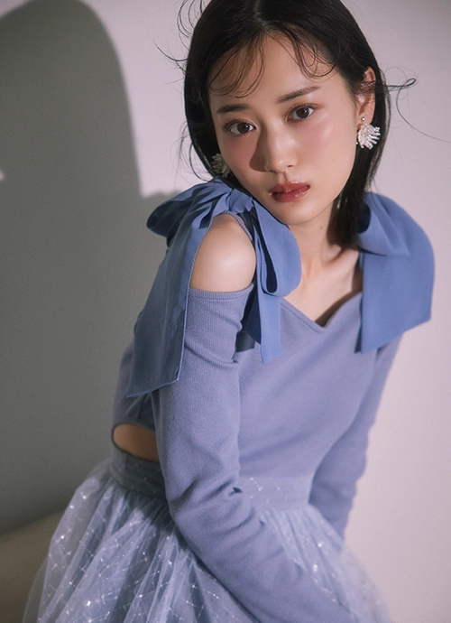 山下美月