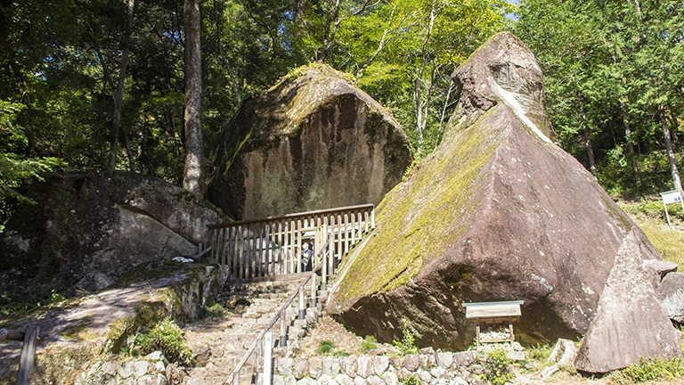 金山巨石群