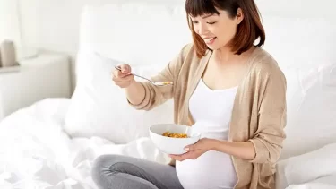 妊婦さん気をつけてる？妊娠中に注意すべきNGな食べ物とは？