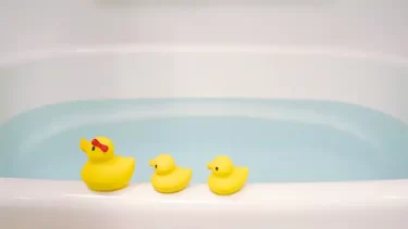 お風呂で楽しく知育遊び！2歳からできる、お風呂ポスターでひらがな遊びのススメ！