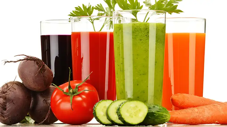 野菜って本当に身体にいいの？野菜ジュースで栄養を取るのは効果アリ？