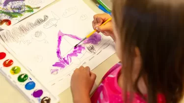 子どもの【お絵かき】には脳と心の成長に大きく関係している！絵を描く環境整えてみませんか！？