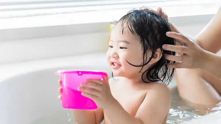 お風呂のおもちゃは「不衛生」？子供が使うものは清潔に！対処法と収納法教えます！