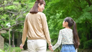 感じる、母の温もり…小さな瞬間に宿る無償の愛の瞬間