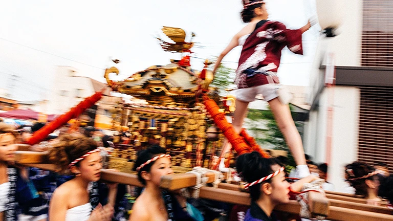 男の伝統祭りは新時代へ…女性参加の意義と影響！どう変わる？新しい風を迎える日本文化へ