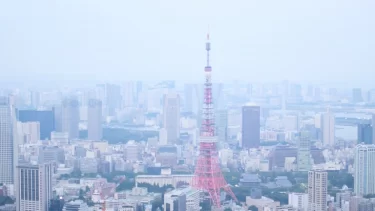 東京タワー建設「死のキャッチボール」で組み上げた鳶職人たち！命綱なしの作業、もはや伝説でしかない！？