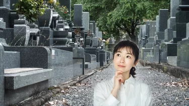 知らずにやってない？先祖の墓参りで絶対にやってはいけない行為3選