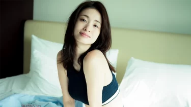 上戸彩、15年ぶり写真集に未公開38ページ追加♡アザーカット付きデジタル限定特別版で解禁！