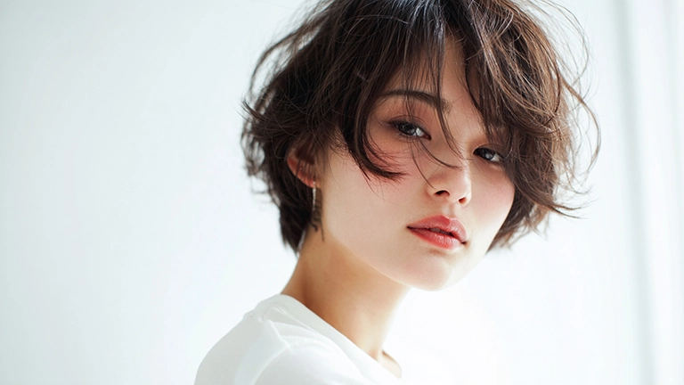 人気の裏で事務所に縛られ自由を奪われた『奴隷契約』に翻弄された女性芸能人3選