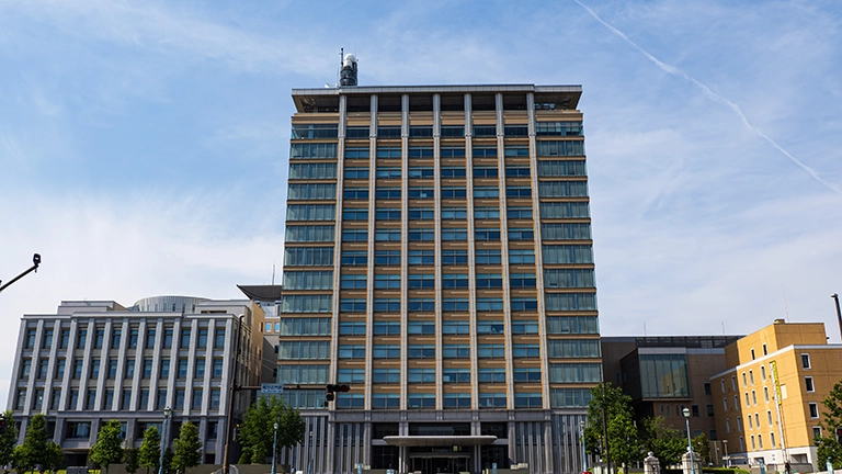 栃木県知事「絶句した」高校の暴行動画に強い不快感…内容発表を指示「絶句した後に何をするのか注目しています」「加害者全員人生終わってほしい」「犯罪として扱ってください」SNS大荒れ