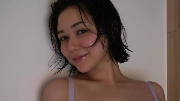 村重杏奈