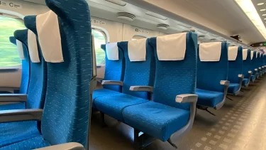 新幹線、指定席で子連れ・妊婦へ譲る問題でSNS炎上「確実に座りたいなら指定席を取るべきでは」「譲り合いは自由席で」