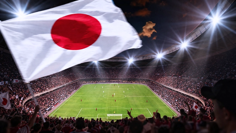 サムライブルーポスターの最強ビジュにSNS悶絶