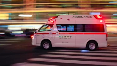 軽症なら払うべき？救急車利用で請求される選定療養費に議論白熱