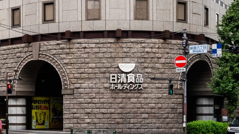 日清食品、みそきん異物混入で謝罪も批判止まず炎上中