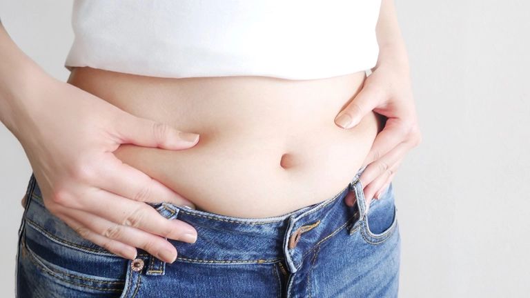 お疲れ様太りは「気力不足」のサインかも…だるさと体重増加を整える方法を薬剤師が解説