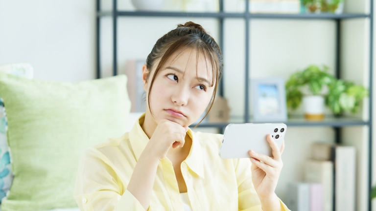 本当はダメなんですけど…ミスド店員の耳打ちサービス投稿に批判の嵐