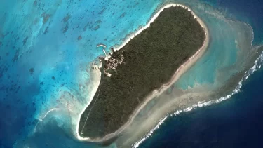 絶対に入ってはいけない神の島…島外の人を拒む禁足地と呼ばれる謎とは？
