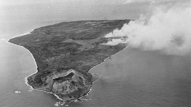 硫黄島の戦い、日本軍2万vs米軍25万…栗林忠道が米軍を震撼させた地獄の36日間