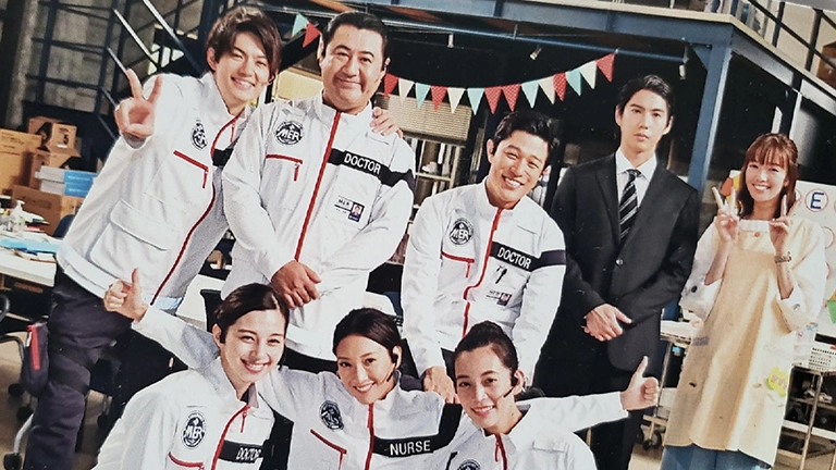 劇場版『TOKYO MER』公開延期、鈴木亮平さんが被災地へメッセージ…SNS称賛「心を込めたお知らせをありがとう」「きっと被災者や救助に届いていると思います」