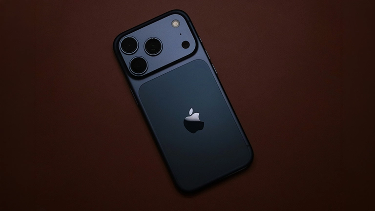 iPhone「新型出ました」→価格を見る→そっと画面を閉じる。円安だけではない…何が起きている？